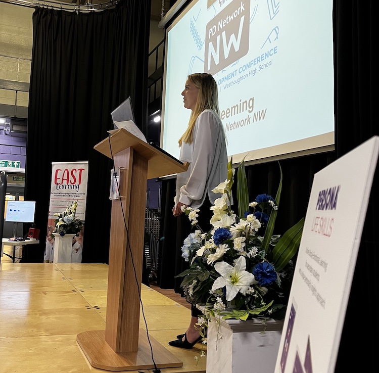 Jess Deeming opens the Personal Development Conference, 2-Jul-22